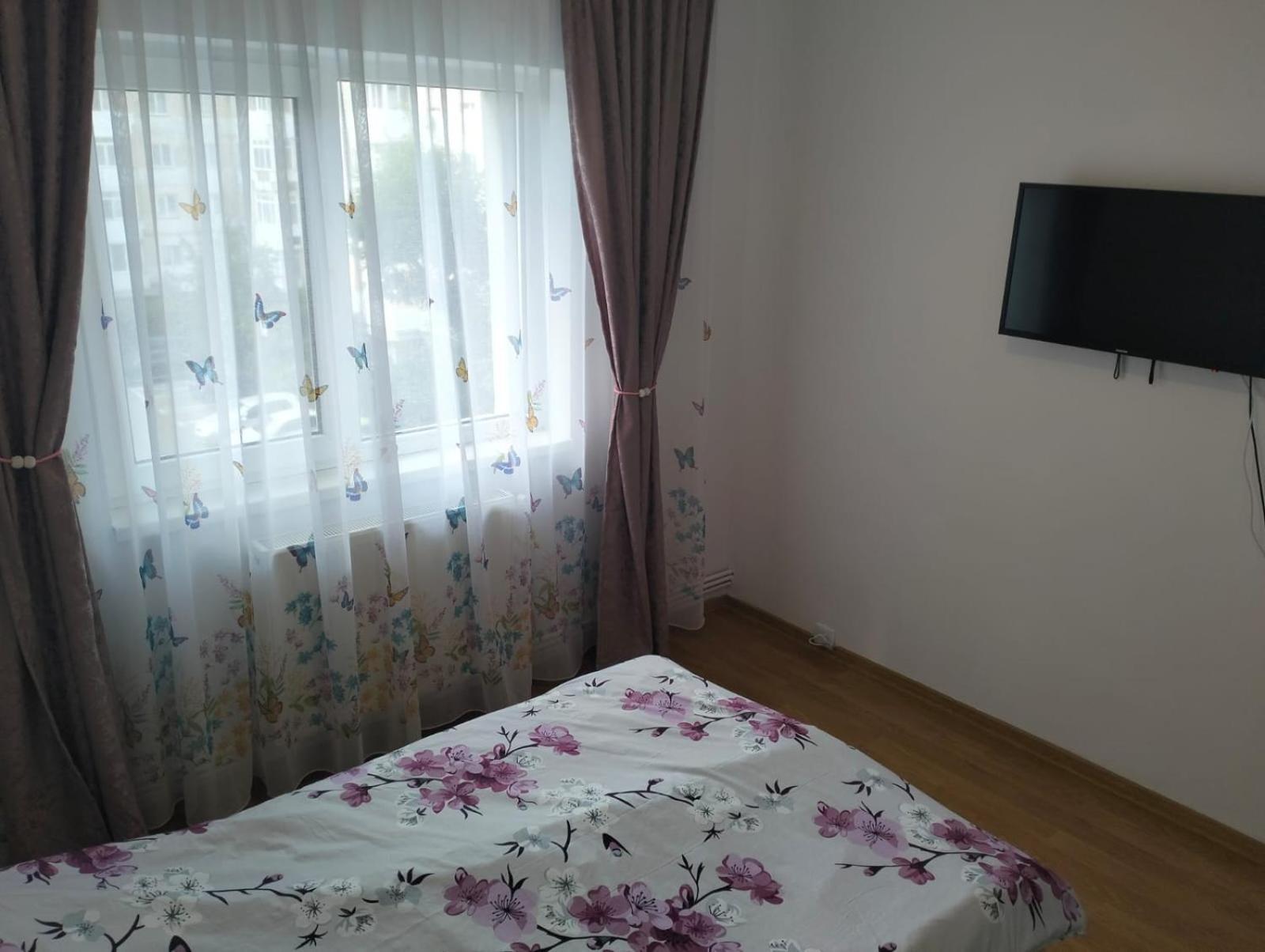 Apartament 3 Camere De Inchiriat Craiova Exterior foto