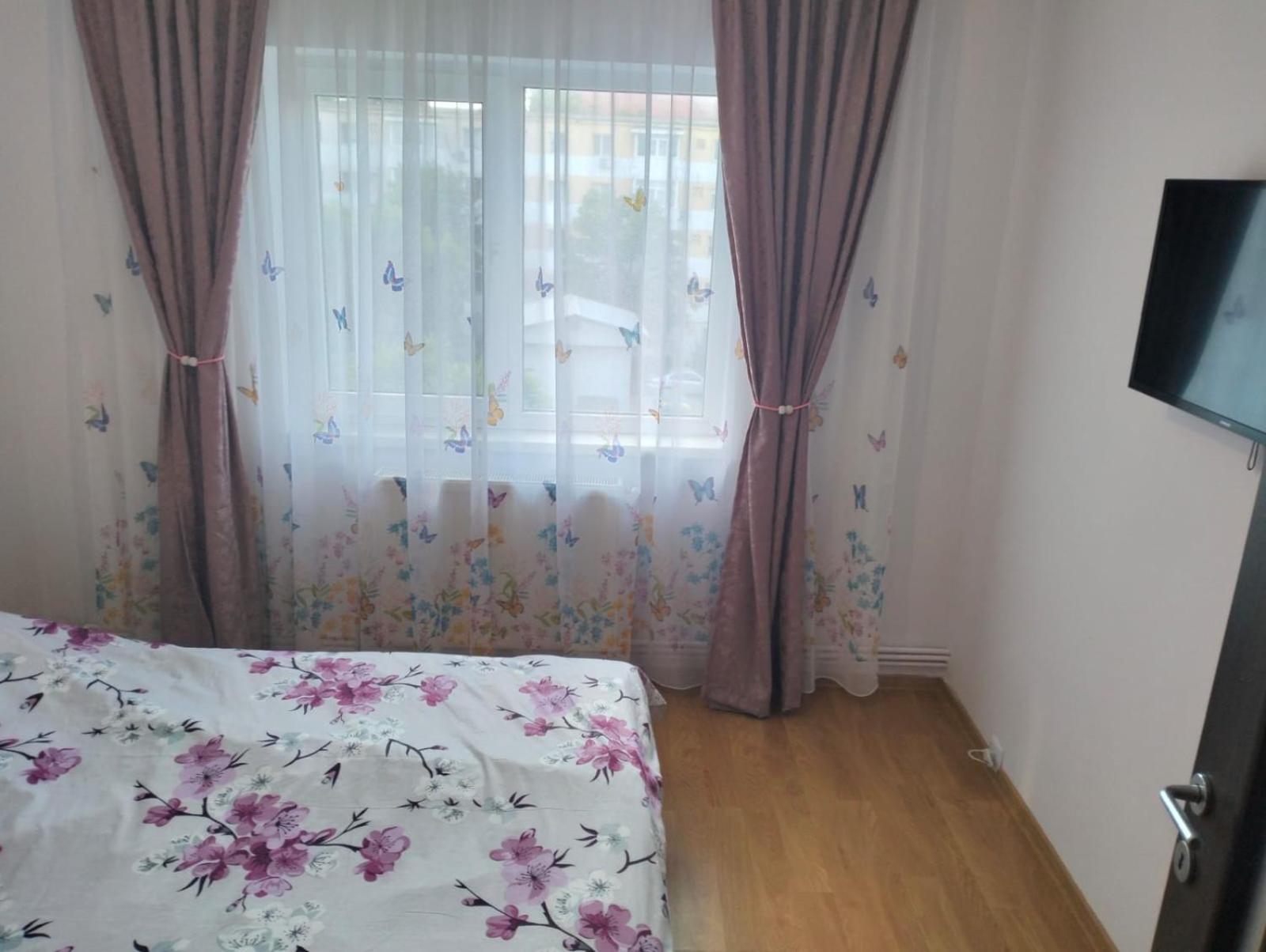 Apartament 3 Camere De Inchiriat Craiova Exterior foto